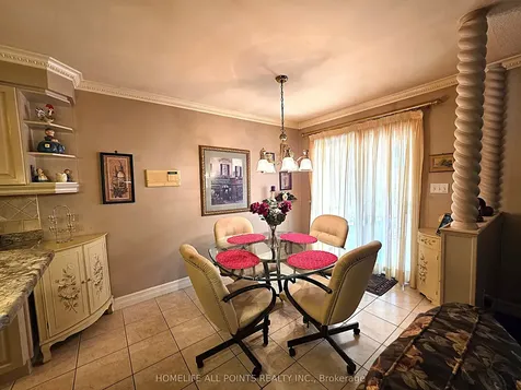 28 Cranberry Heights Wasaga Beach ON L9Z 1M9