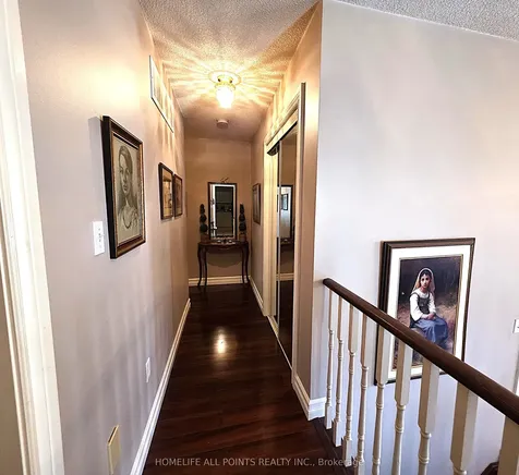 28 Cranberry Heights Wasaga Beach ON L9Z 1M9