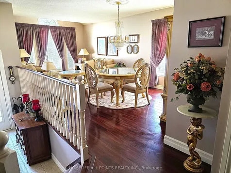 28 Cranberry Heights Wasaga Beach ON L9Z 1M9