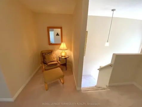 5 Silver Maple Crescent Barrie ON L4N 0Y4