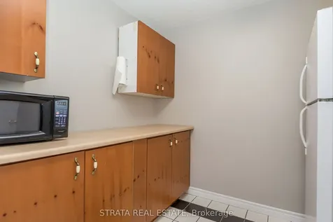 22 Mcveigh Drive Barrie ON L4N 7E2