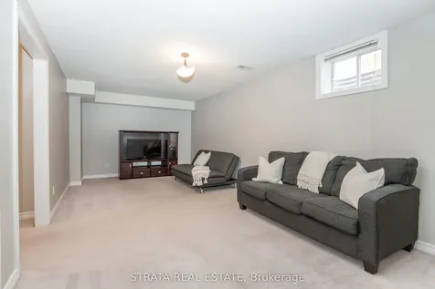 22 Mcveigh Drive Barrie ON L4N 7E2