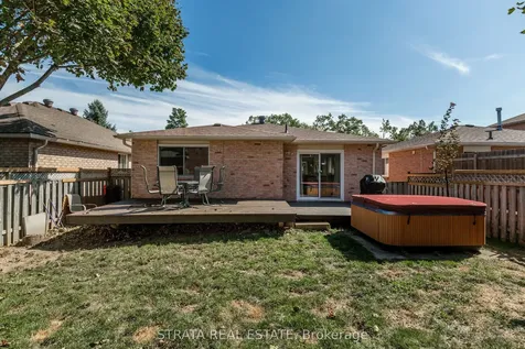 22 Mcveigh Drive Barrie ON L4N 7E2