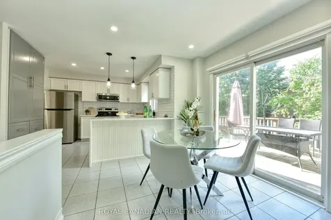 60 Crimson Ridge Road Barrie ON L4N 0G7