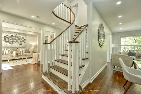 60 Crimson Ridge Road Barrie ON L4N 0G7