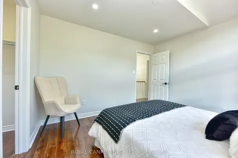 60 Crimson Ridge Road Barrie ON L4N 0G7