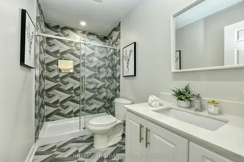 60 Crimson Ridge Road Barrie ON L4N 0G7