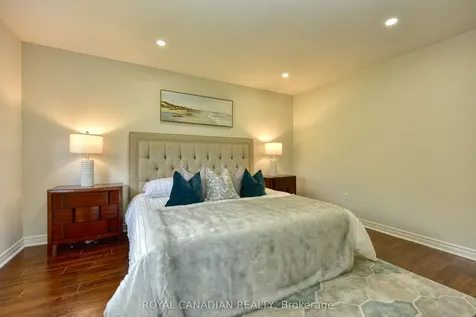 60 Crimson Ridge Road Barrie ON L4N 0G7