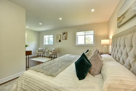 60 Crimson Ridge Road Barrie ON L4N 0G7