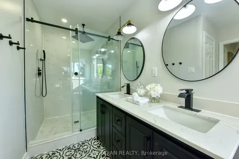 60 Crimson Ridge Road Barrie ON L4N 0G7