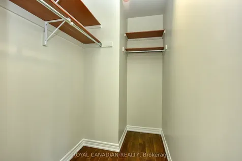 60 Crimson Ridge Road Barrie ON L4N 0G7