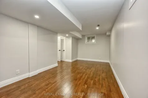 60 Crimson Ridge Road Barrie ON L4N 0G7