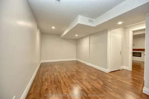 60 Crimson Ridge Road Barrie ON L4N 0G7