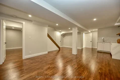 60 Crimson Ridge Road Barrie ON L4N 0G7