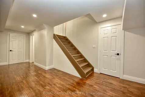 60 Crimson Ridge Road Barrie ON L4N 0G7