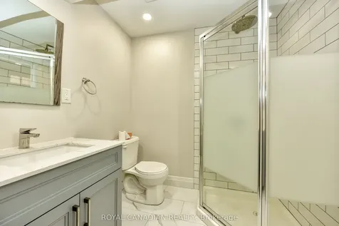 60 Crimson Ridge Road Barrie ON L4N 0G7