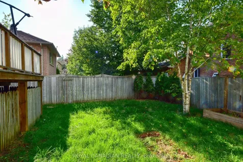 60 Crimson Ridge Road Barrie ON L4N 0G7