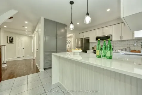 60 Crimson Ridge Road Barrie ON L4N 0G7