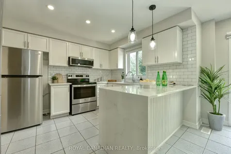 60 Crimson Ridge Road Barrie ON L4N 0G7