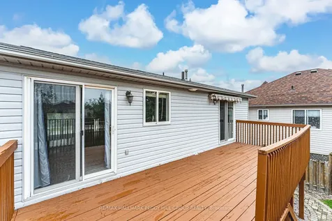 261 Mapleton Avenue Barrie ON L4N 8T3