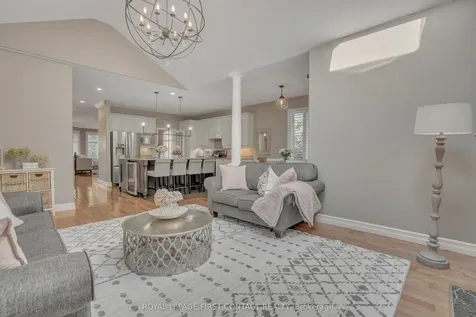 28 Windsor Crescent Barrie ON L4N 0K3