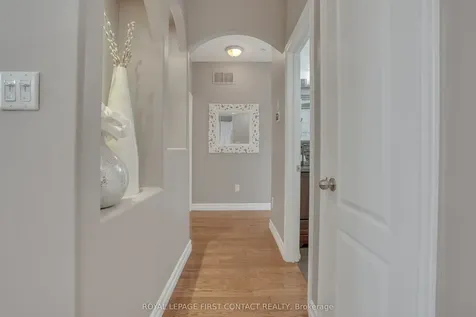 28 Windsor Crescent Barrie ON L4N 0K3