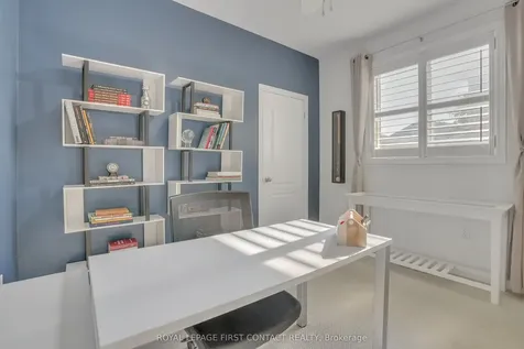 28 Windsor Crescent Barrie ON L4N 0K3