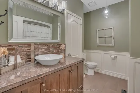 28 Windsor Crescent Barrie ON L4N 0K3