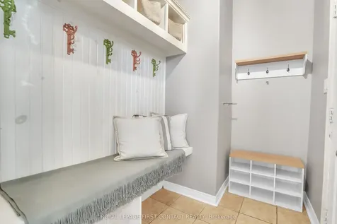 28 Windsor Crescent Barrie ON L4N 0K3