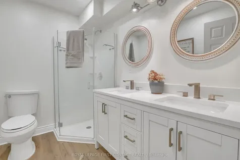 28 Windsor Crescent Barrie ON L4N 0K3