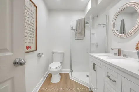 28 Windsor Crescent Barrie ON L4N 0K3