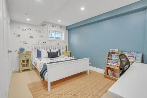 28 Windsor Crescent Barrie ON L4N 0K3