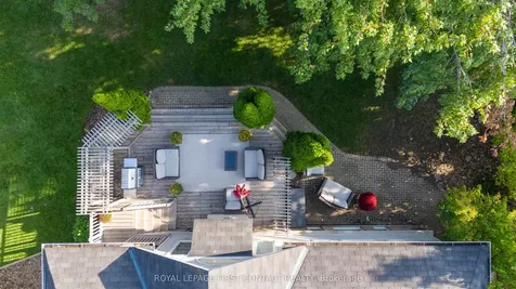 28 Windsor Crescent Barrie ON L4N 0K3