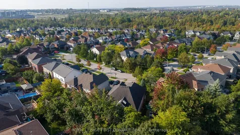 28 Windsor Crescent Barrie ON L4N 0K3