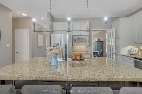 28 Windsor Crescent Barrie ON L4N 0K3