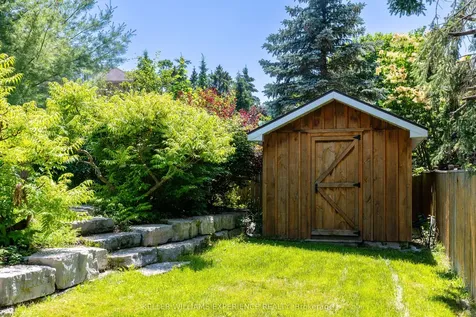 36 Stapleton Place Barrie ON L4N 5Z4