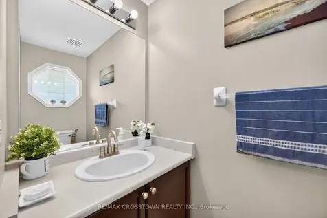 49 Tunbridge Road Barrie ON L4M 6S9