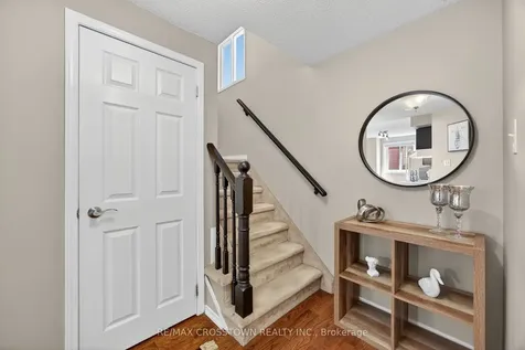 49 Tunbridge Road Barrie ON L4M 6S9