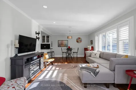 15 Bothwell Crescent Barrie ON L4M 2S7