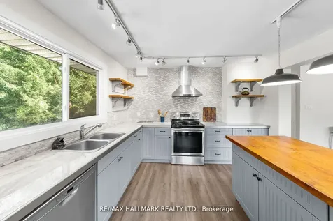 2422 Snow Valley Road Springwater ON L9X 1K1