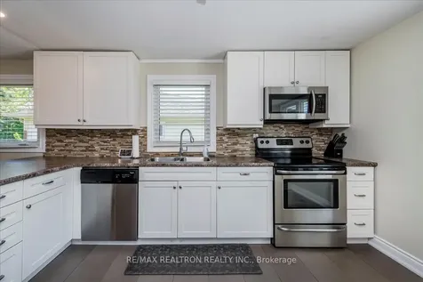 196 Edgehill Drive Barrie ON L4N 1M1