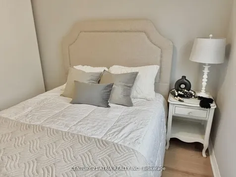 12 Lyfytt Crescent Barrie ON L4N 7X4