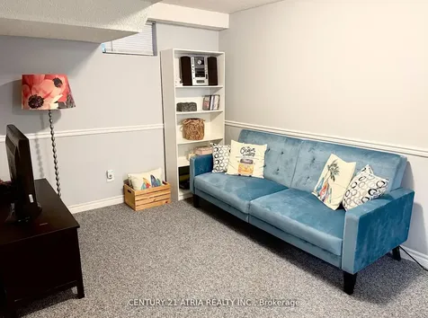 12 Lyfytt Crescent Barrie ON L4N 7X4