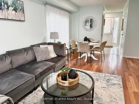 12 Lyfytt Crescent Barrie ON L4N 7X4