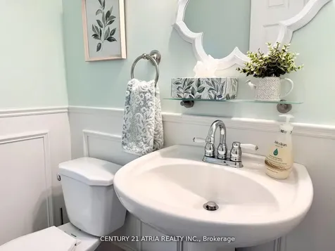 12 Lyfytt Crescent Barrie ON L4N 7X4