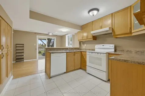 67 Ruffet Drive Barrie ON L4N 0N8