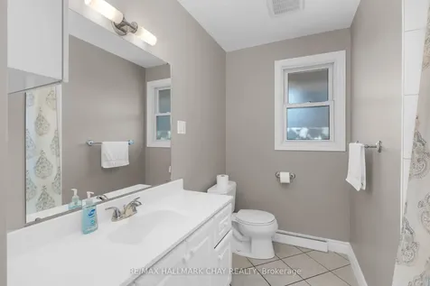 36 Grove Street E Barrie ON L4M 2N7