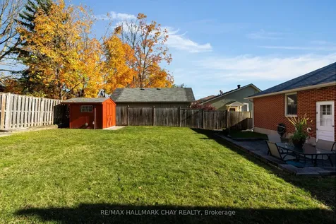 36 Grove Street E Barrie ON L4M 2N7