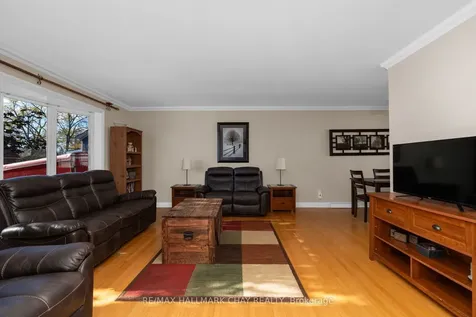 36 Grove Street E Barrie ON L4M 2N7