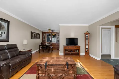 36 Grove Street E Barrie ON L4M 2N7